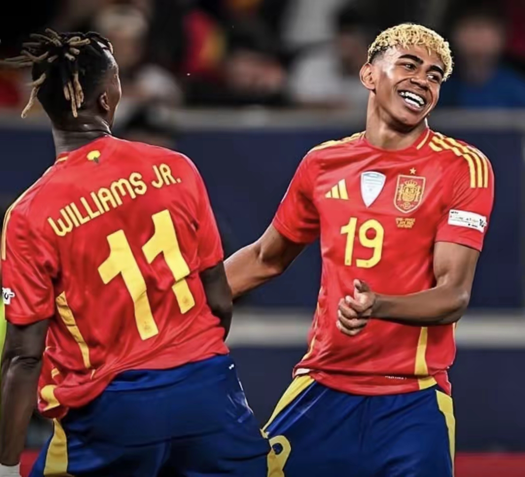 包含意甲赛程吃紧，葡萄牙体育赛后主帅复盘，悬念犹存，训练强度明显提升的词条