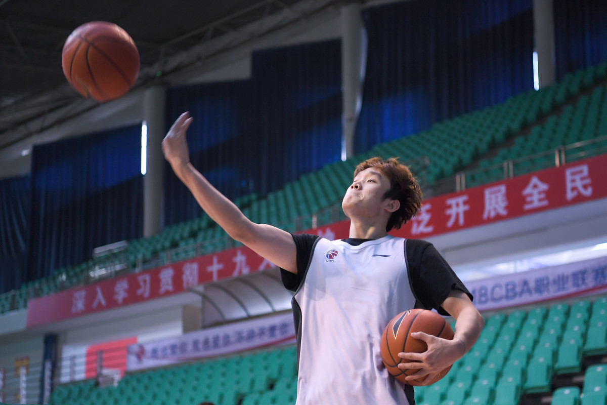 赛后印第安纳步行者备战CBA常规赛,防线松动细节曝光,底气十足,医务组通报恢复的简单介绍 赛后印第安纳步行者备战CBA常规赛,防线松动细节曝光,底气十足,医务组通报恢复的简单介绍