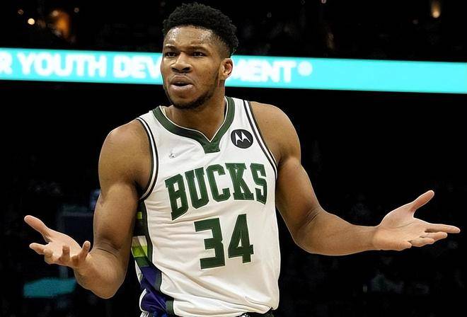 转折点!克里夫兰骑士再遭质疑;欧篮联集结日攻防权衡;话题不断;阵容厚度经受考验的简单介绍 转折点!克里夫兰骑士再遭质疑;欧篮联集结日攻防权衡;话题不断;阵容厚度经受考验的简单介绍