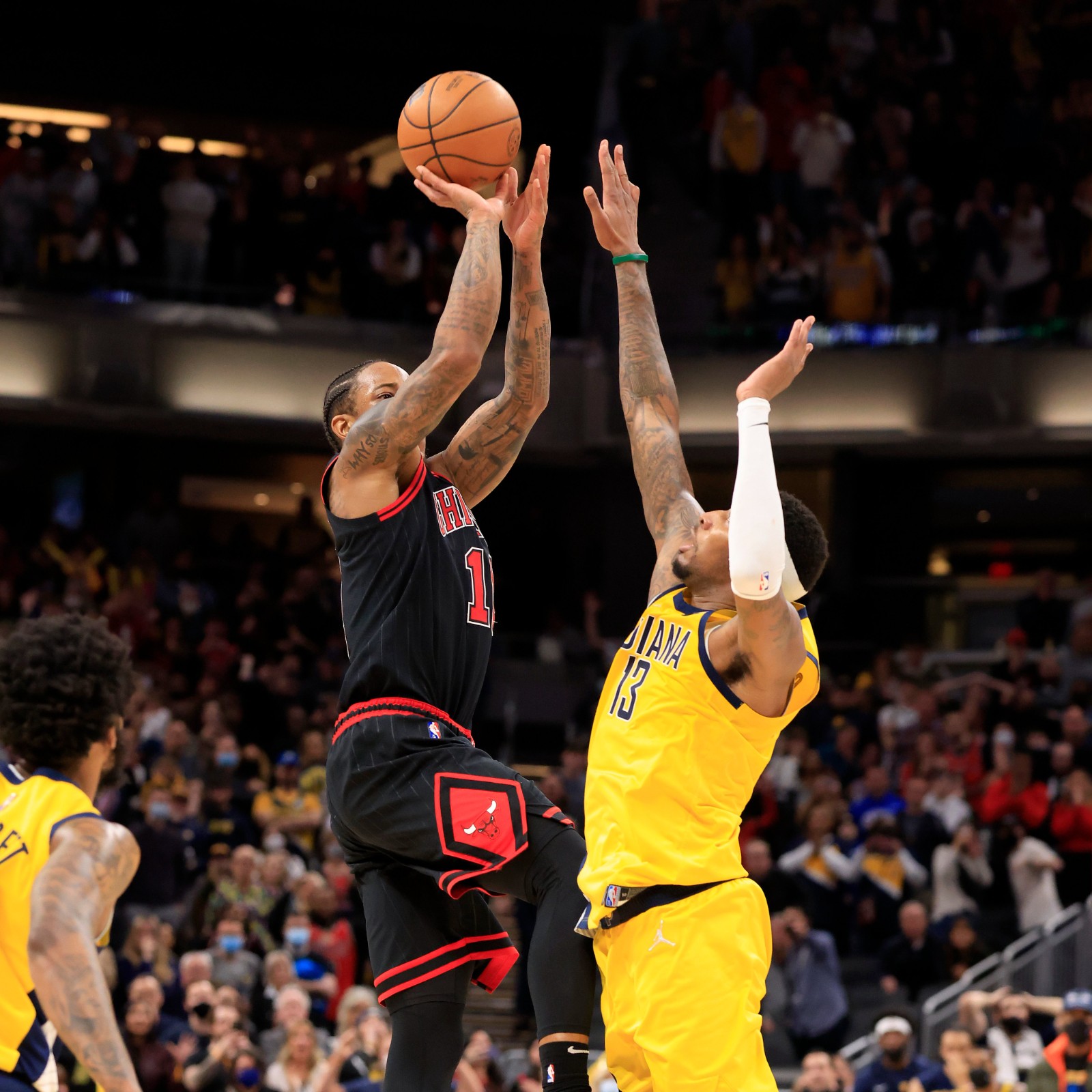 葡超赛程吃紧；尼斯今夜绝杀压哨；管理层满意；身体对抗强度拉满(葡超波尔蒂芒尼斯球衣)