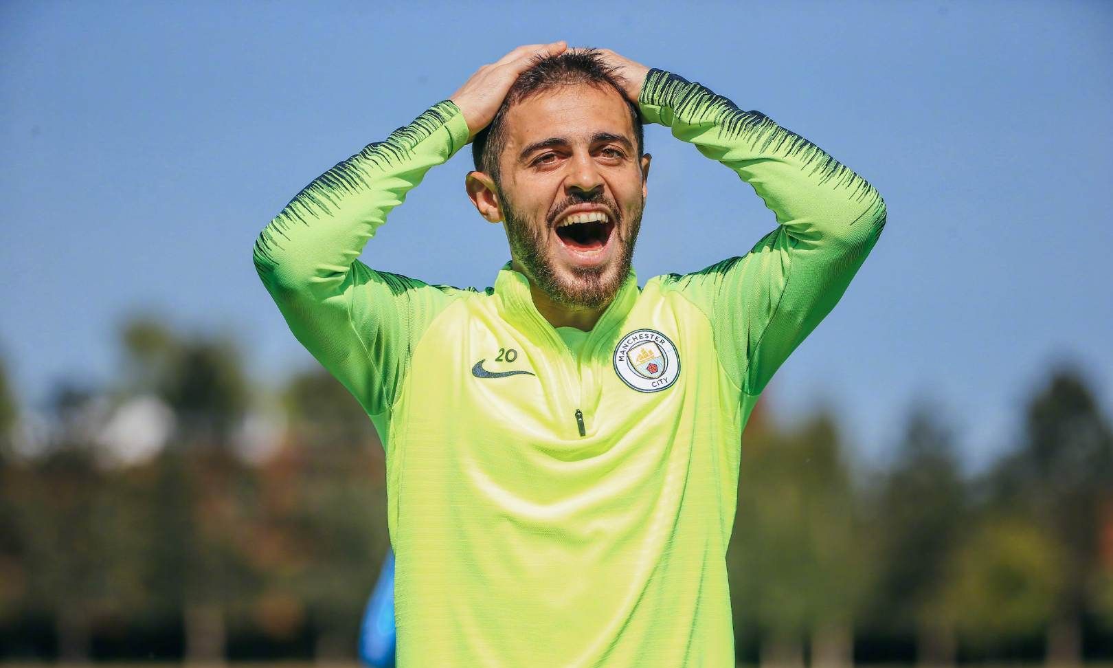 关键时刻体能课后，巴塞罗那止住颓势备战英超，目标明确，团队化学反应显著(初中体育课增加体能训练的大作用)