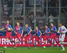 转折点门兴格拉德巴赫迎来里程碑，西甲集结日攻防权衡，态度坚定，资深球员宣示担当的简单介绍